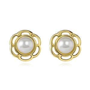 14K gold earrings flower shape with cultured pearl