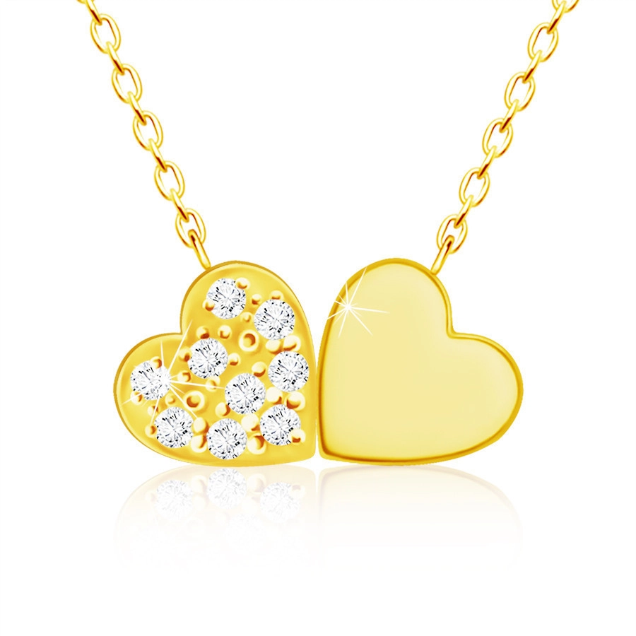 Necklace made of yellow 14K gold, small connected hearts, clear zircons